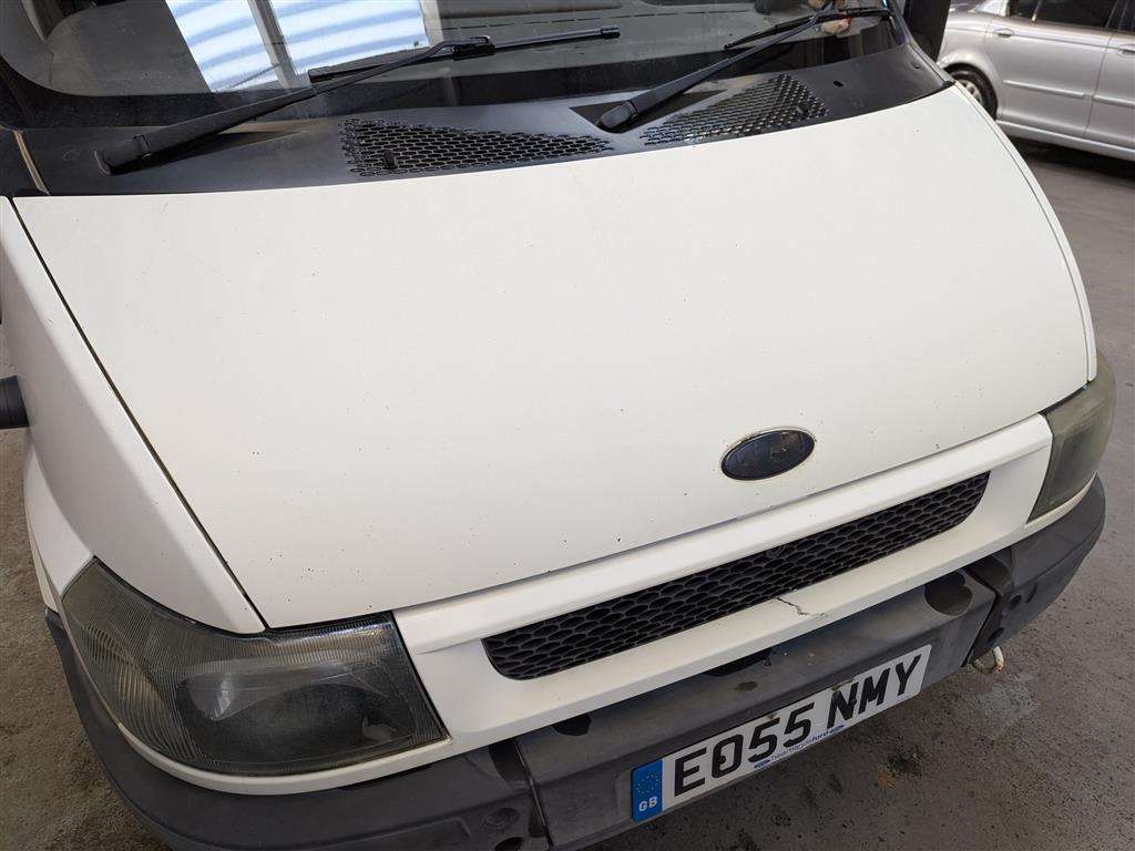 <p>2005 FORD TRANSIT MINIBUS</p>