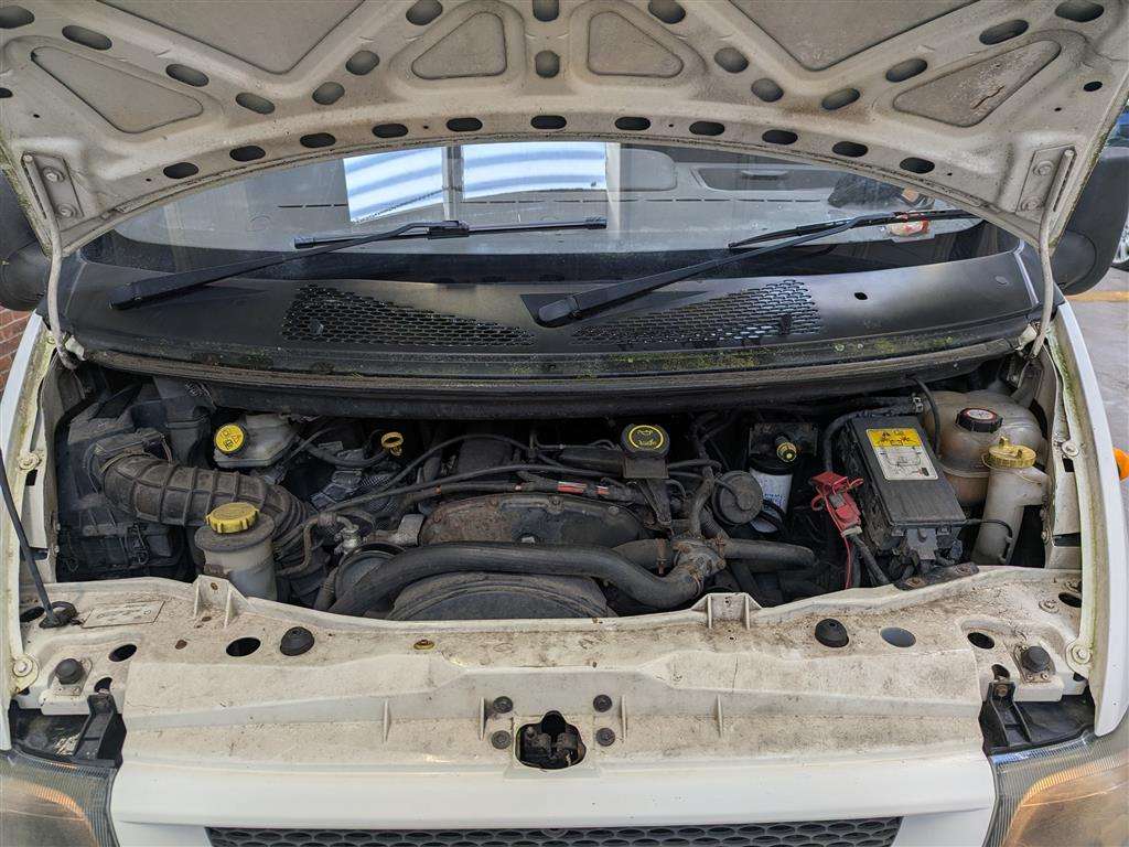 <p>2005 FORD TRANSIT MINIBUS</p>