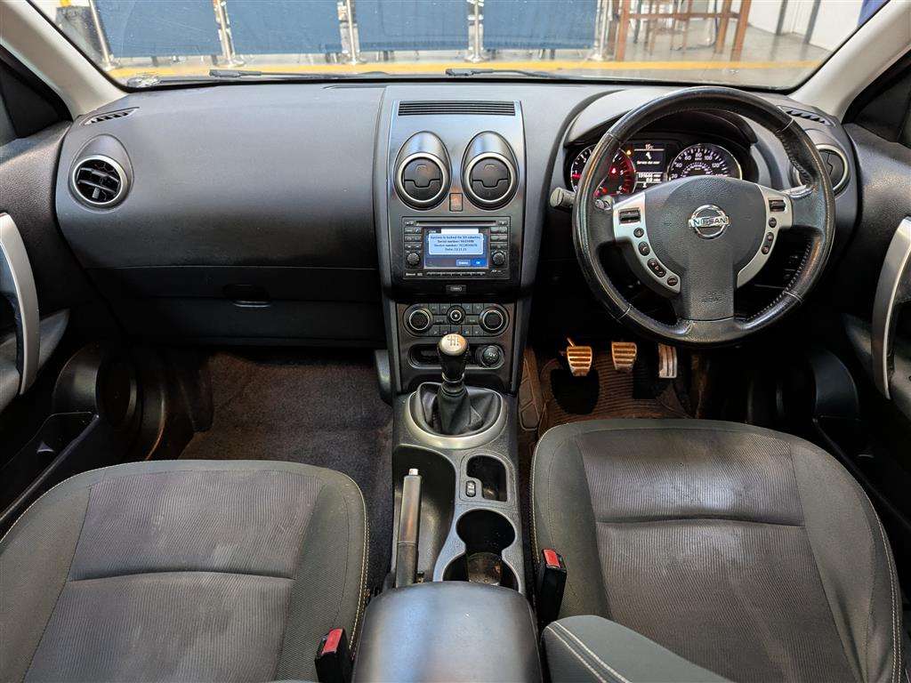 <p>2012 NISSAN QASHQAI N-TEC + DCI</p>