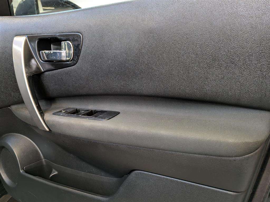 <p>2012 NISSAN QASHQAI N-TEC + DCI</p>