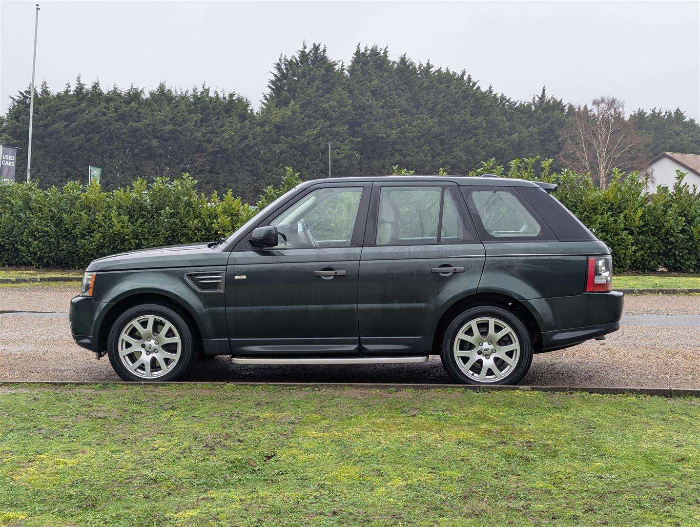 <p>2009 LAND ROVER RANGE ROVER SP HSE TDV6 AUTO</p>
