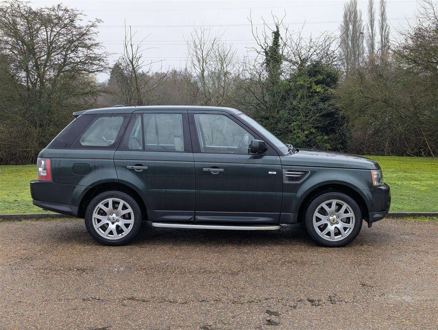 <p>2009 LAND ROVER RANGE ROVER SP HSE TDV6 AUTO</p>