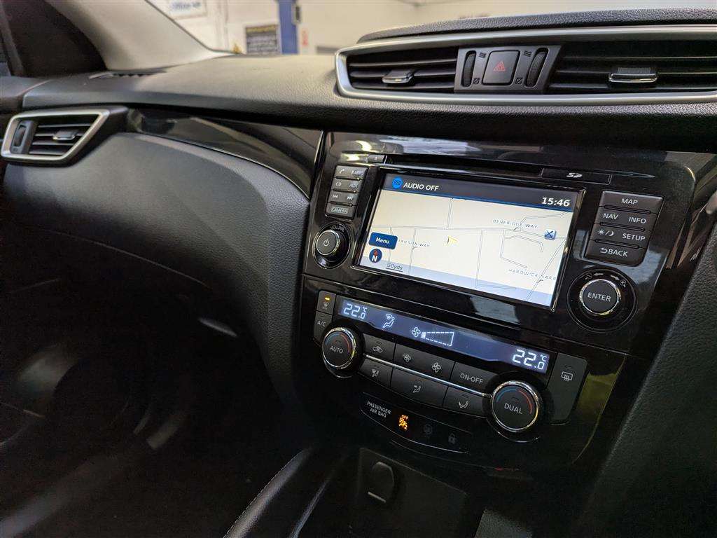 <p>2014 NISSAN QASHQAI ACENTA PREMIUM DC</p>