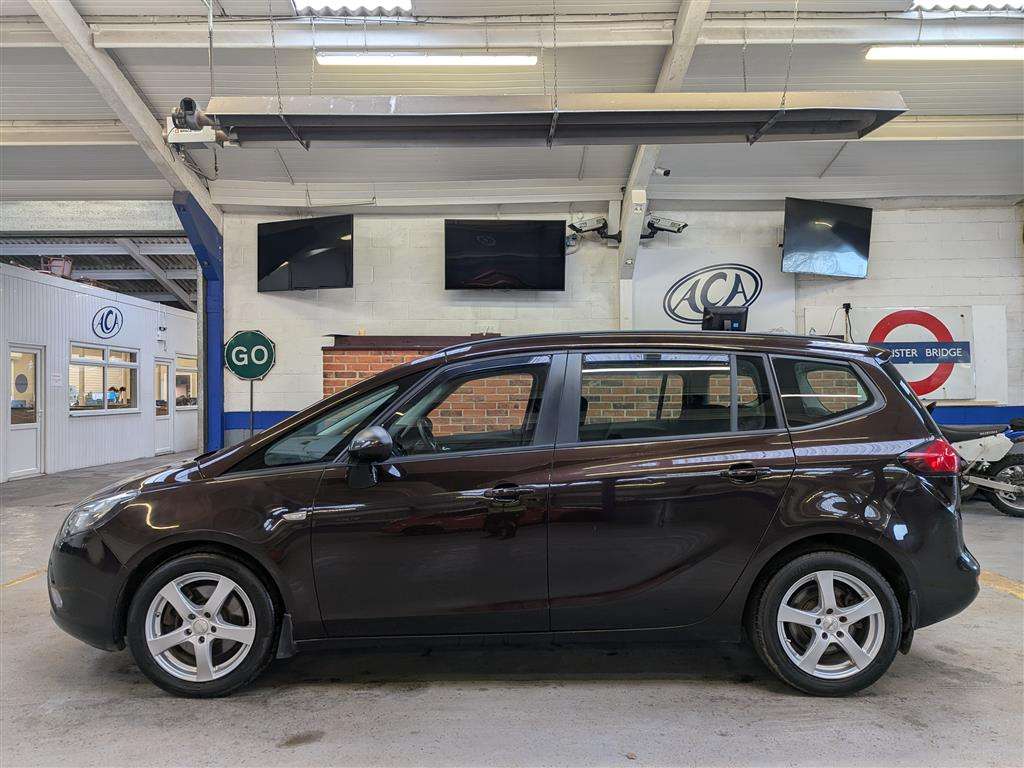 <p>2015 VAUXHALL ZAFIRA TOURER EXCLUSIV CD</p>