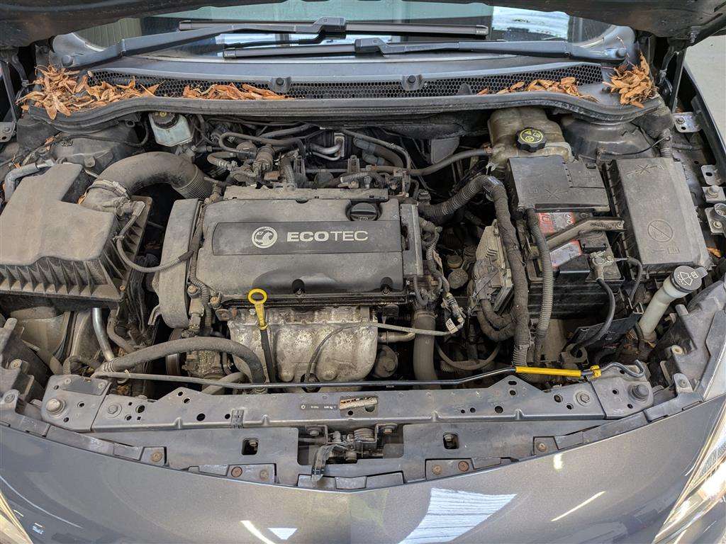 <p>2013 VAUXHALL ASTRA SRI</p>