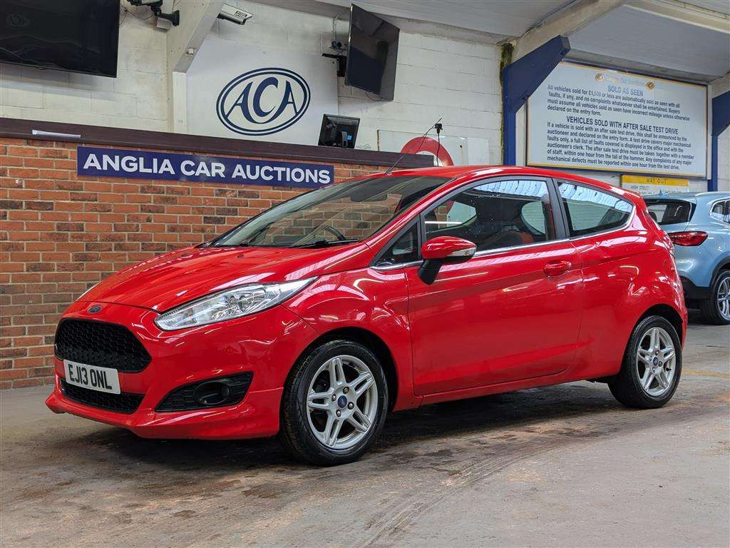 <p>2013 FORD FIESTA ZETEC</p>