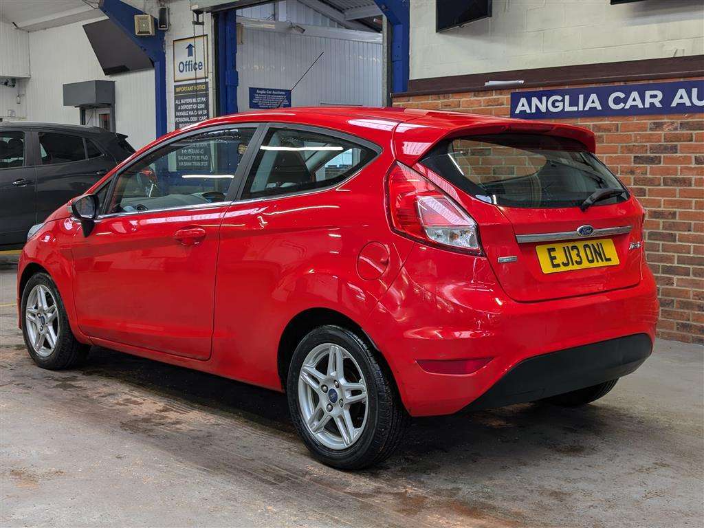 <p>2013 FORD FIESTA ZETEC</p>