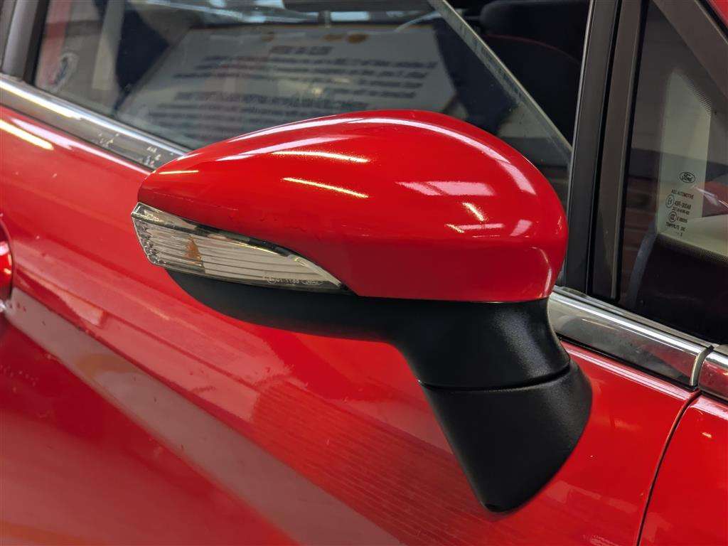 <p>2013 FORD FIESTA ZETEC</p>