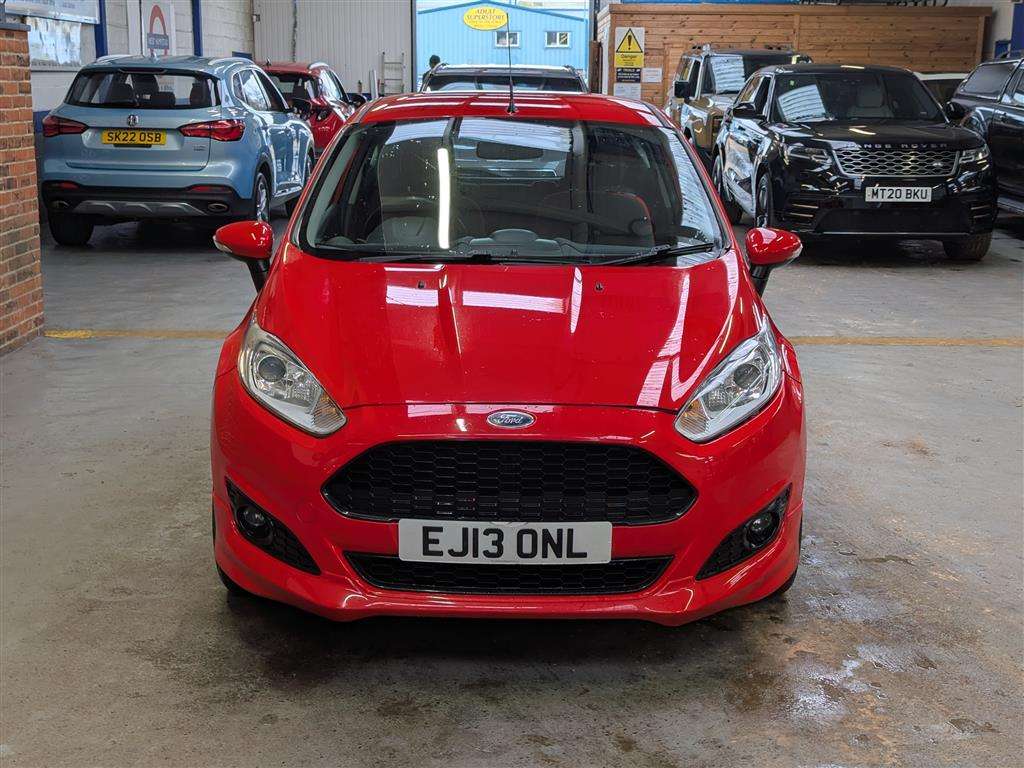 <p>2013 FORD FIESTA ZETEC</p>