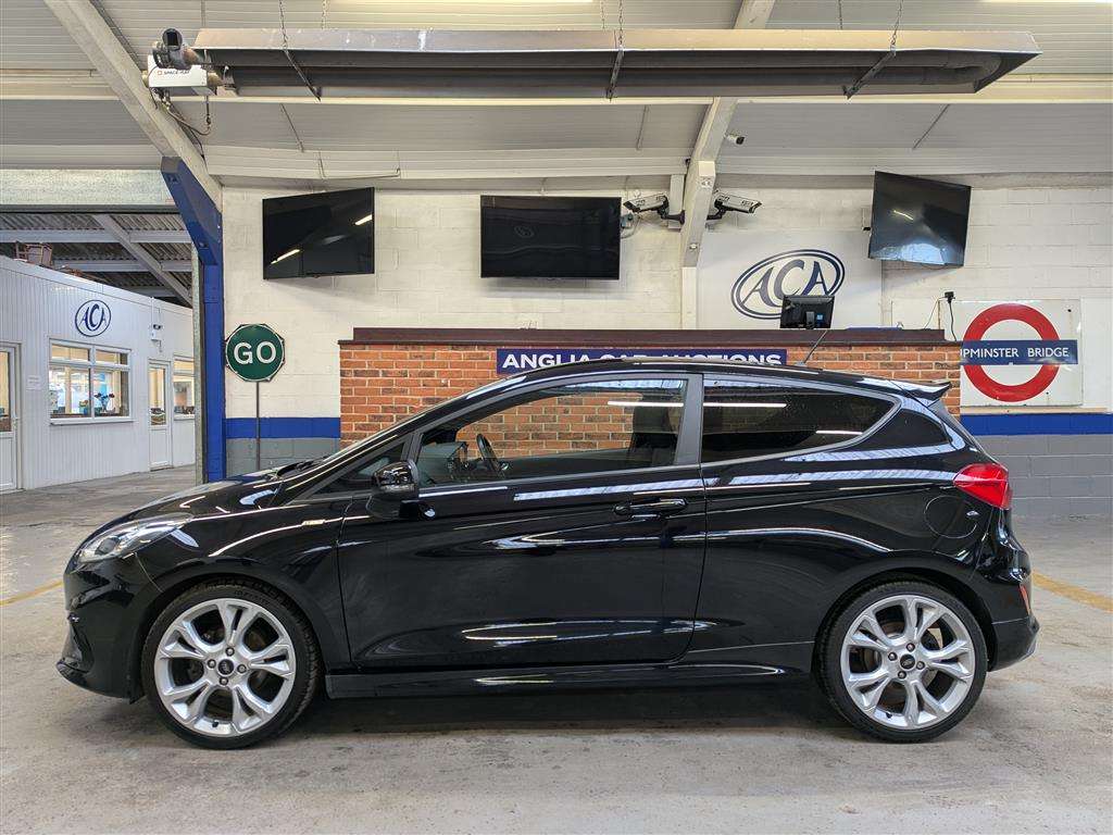 <p>2018 FORD FIESTA ST-LINE TURBO</p>