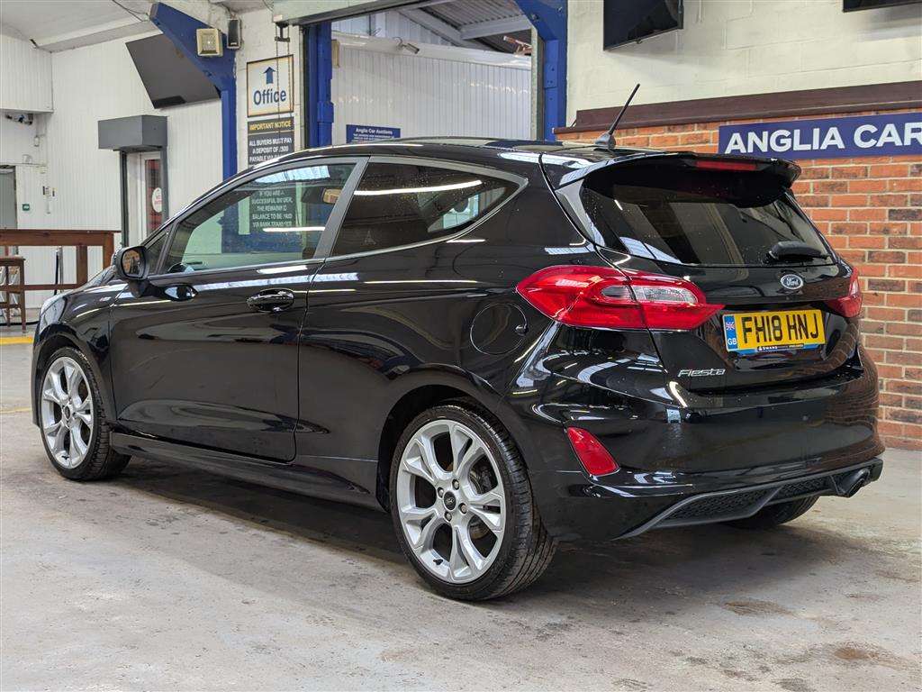 <p>2018 FORD FIESTA ST-LINE TURBO</p>