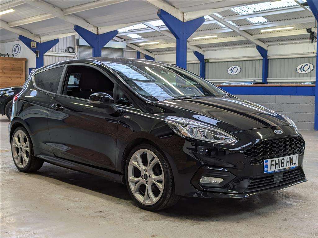 <p>2018 FORD FIESTA ST-LINE TURBO</p>