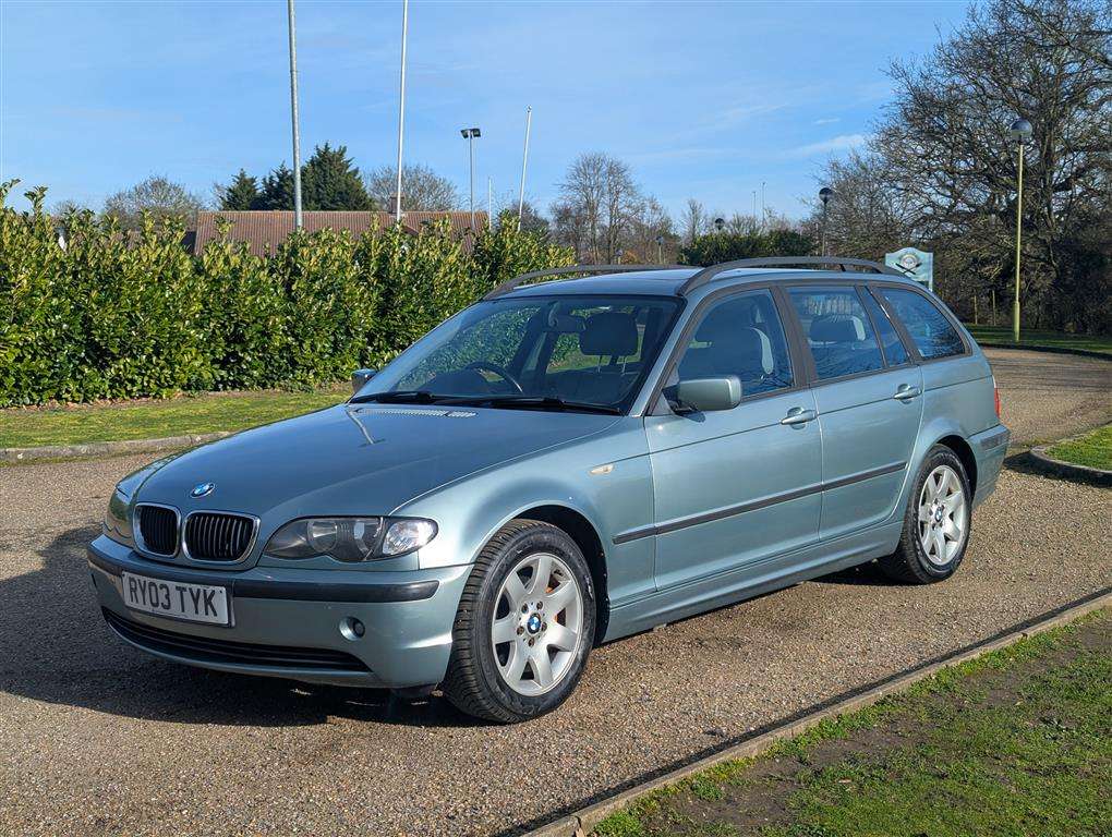 <p>2003 BMW 318I SE TOURING AUTO</p>