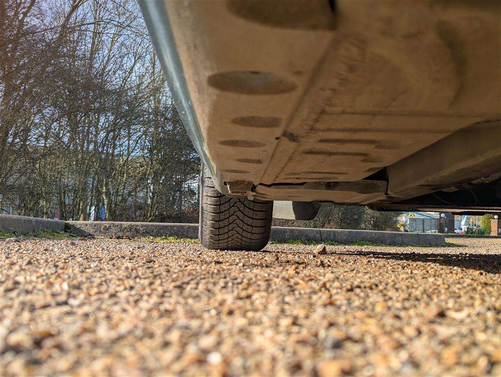 <p>2003 BMW 318I SE TOURING AUTO</p>