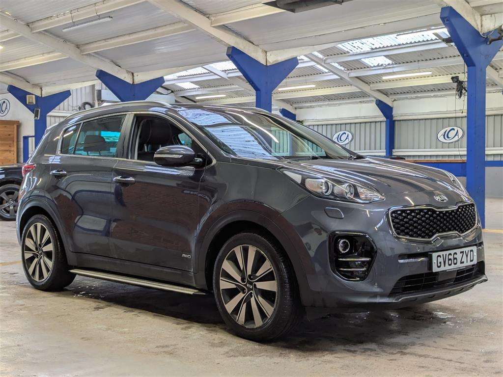<p>2017 KIA SPORTAGE KX-4 CRDI</p>