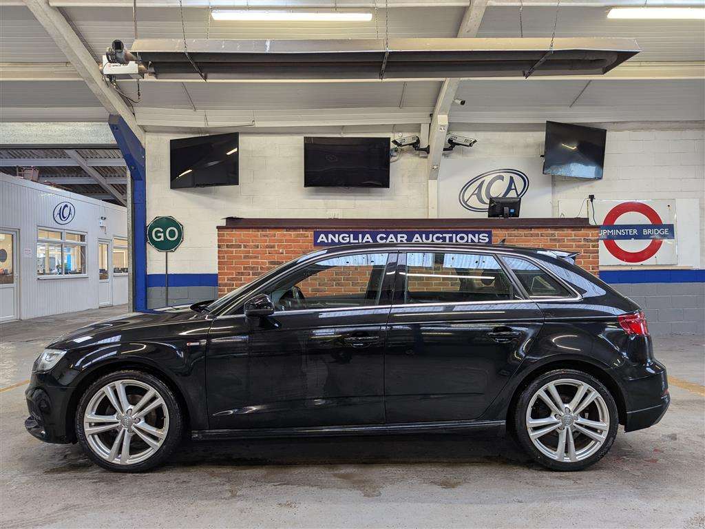 <p>2019 AUDI A3 S LINE 35 TFSI</p>