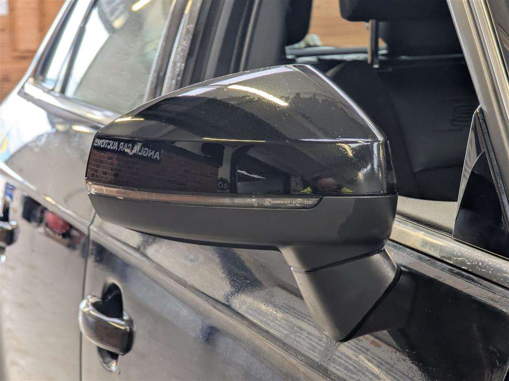 <p>2019 AUDI A3 S LINE 35 TFSI</p>