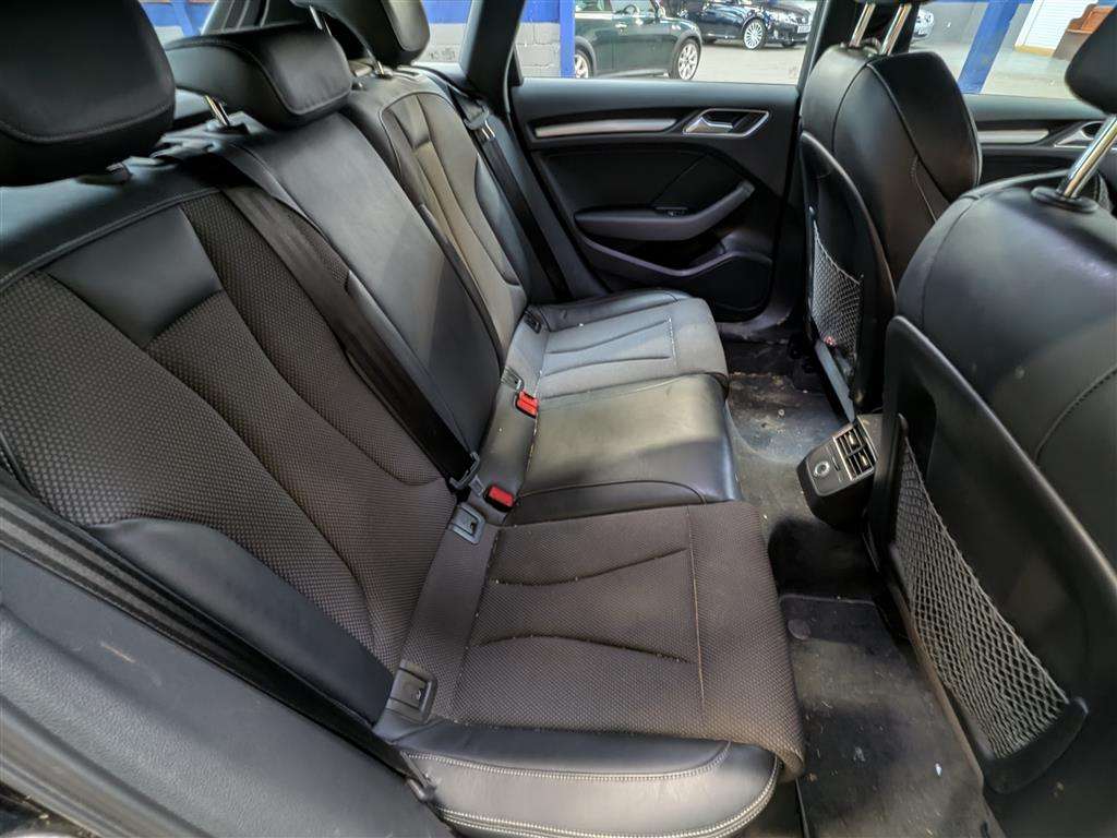 <p>2019 AUDI A3 S LINE 35 TFSI</p>