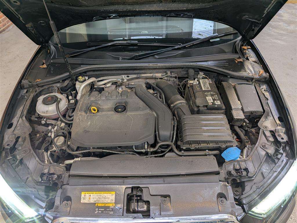 <p>2019 AUDI A3 S LINE 35 TFSI</p>