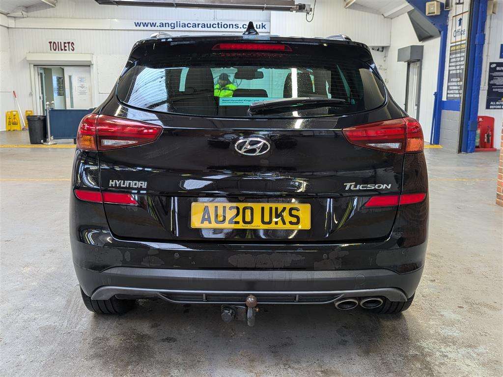 <p>2020 HYUNDAI TUCSON N LNE 48V MHEV CRD</p>