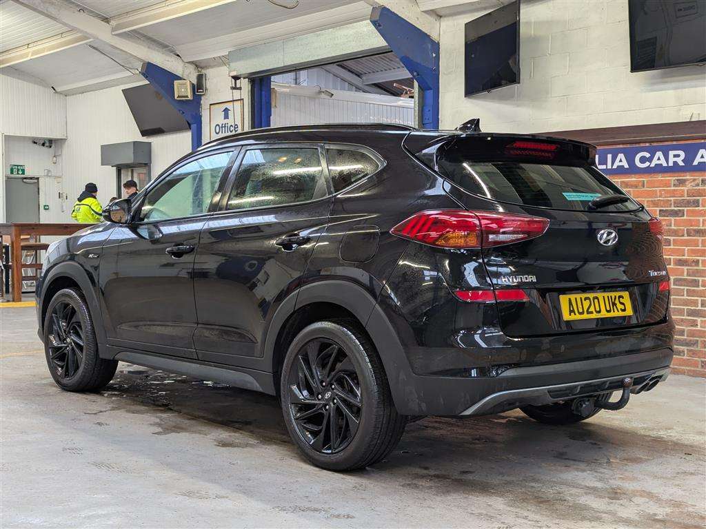 <p>2020 HYUNDAI TUCSON N LNE 48V MHEV CRD</p>