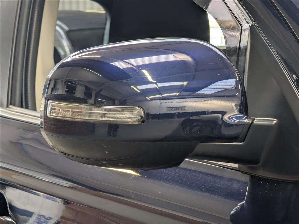 <p>2017 MITSUBISHI OUTLANDER DI-D 3</p>