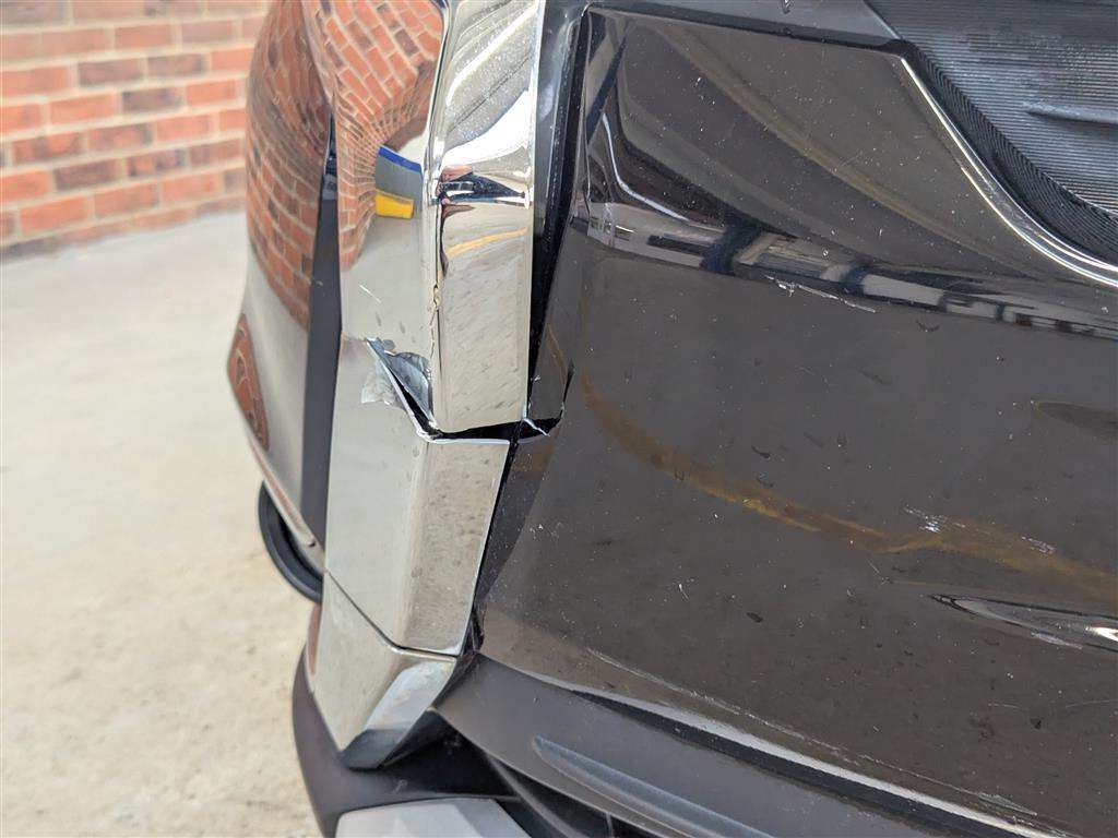 <p>2017 MITSUBISHI OUTLANDER DI-D 3</p>