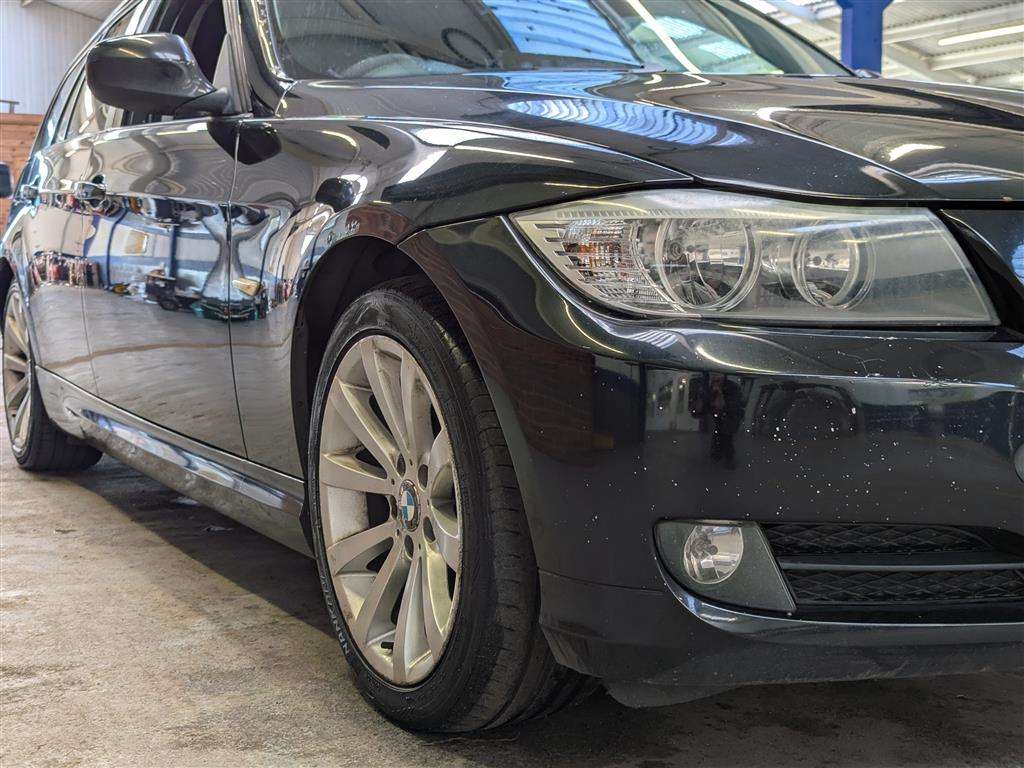 <p>2008 BMW 320D SE TOURING AUTO</p>