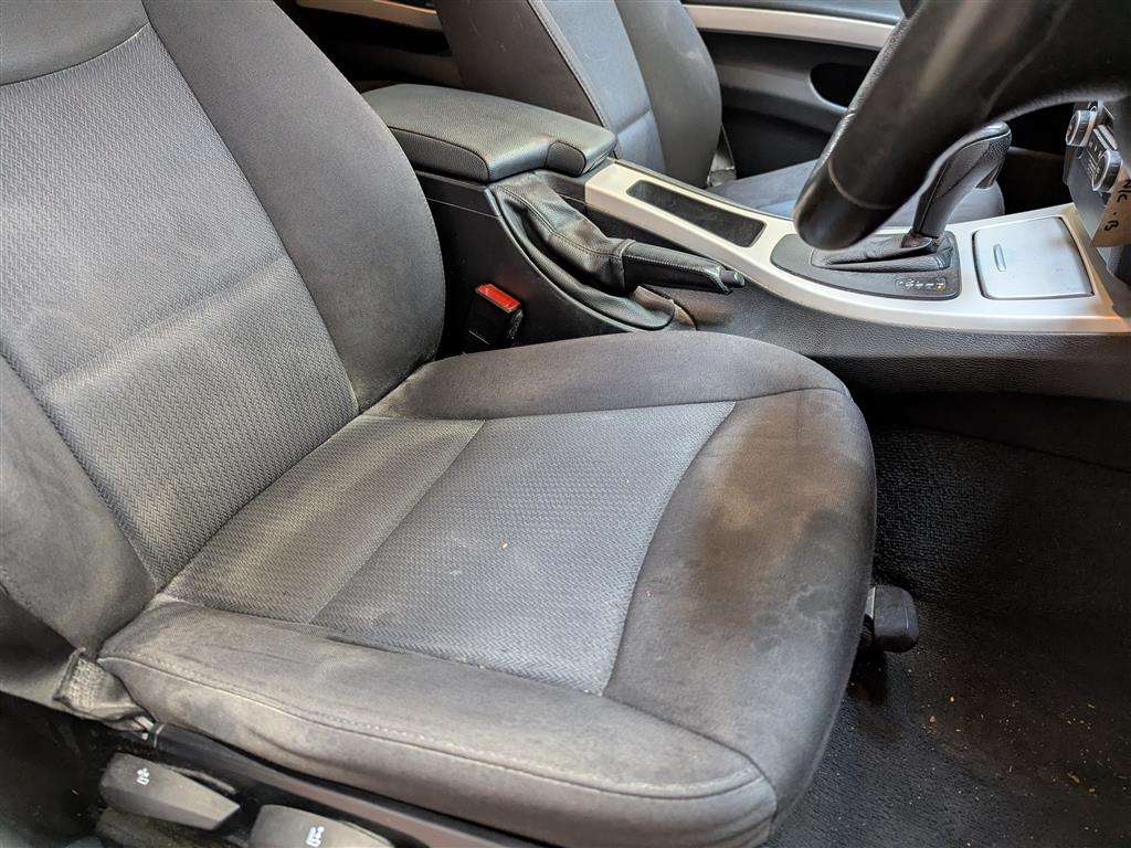 <p>2008 BMW 320D SE TOURING AUTO</p>