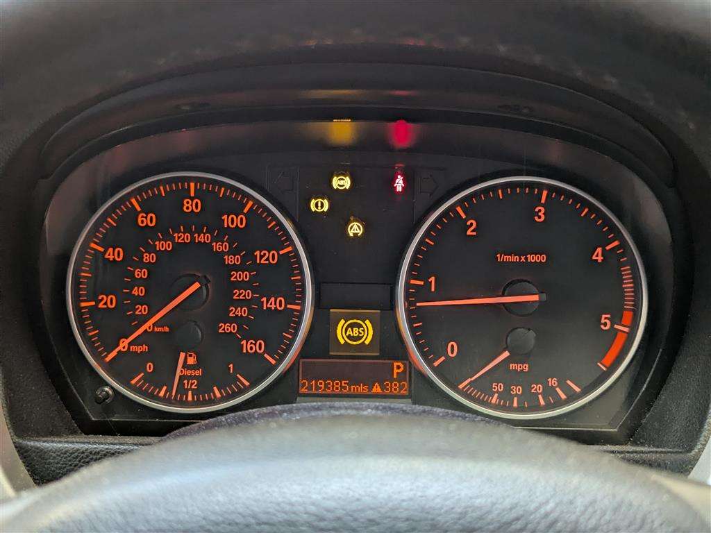 <p>2008 BMW 320D SE TOURING AUTO</p>