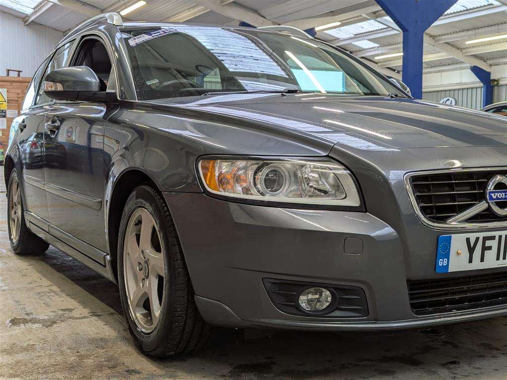 <p>2011 VOLVO V50 SE LUX DRIVE START/ST</p>