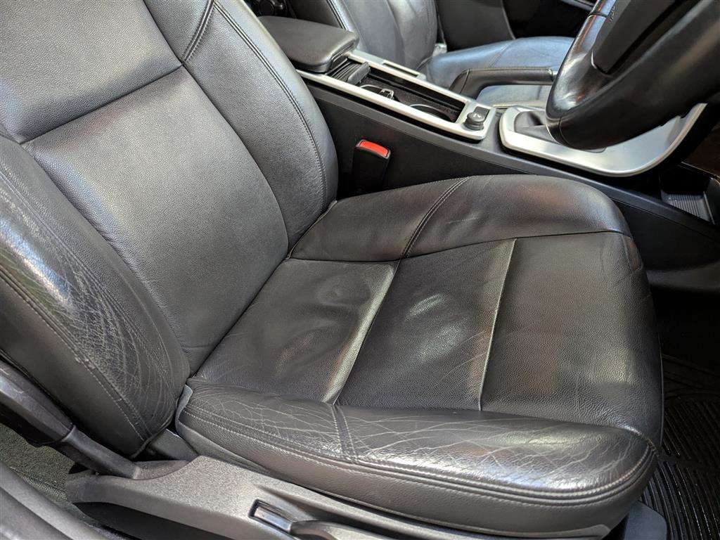 <p>2011 VOLVO V50 SE LUX DRIVE START/ST</p>