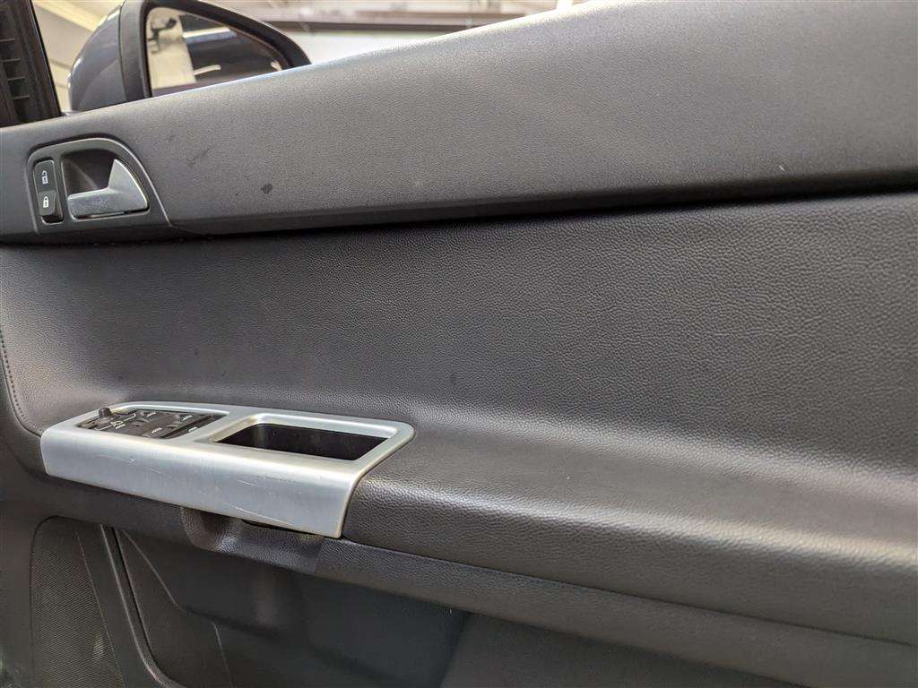 <p>2011 VOLVO V50 SE LUX DRIVE START/ST</p>