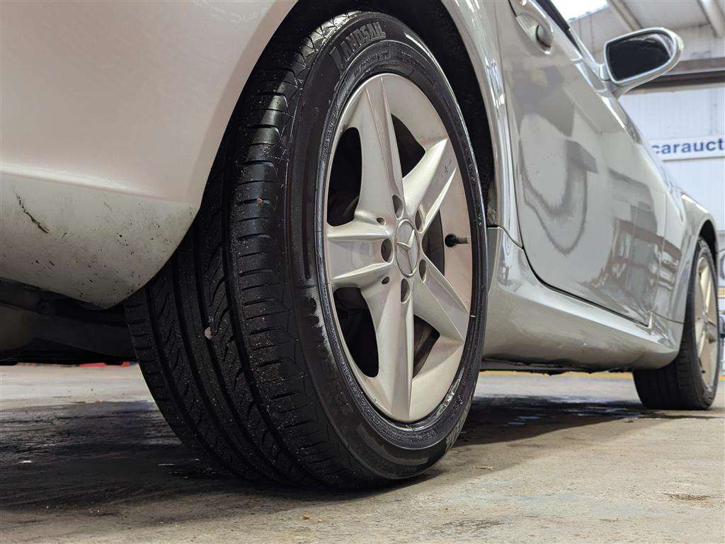 <p>2006 MERCEDES SLK 200 KOMPRESSOR AUTO</p>