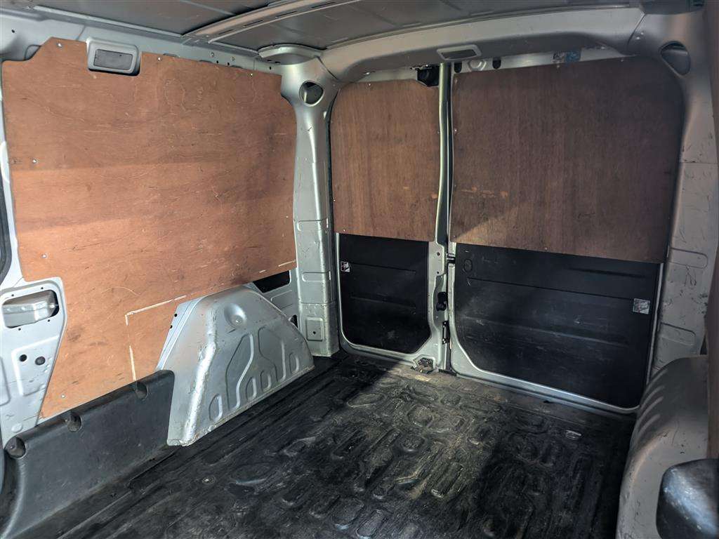 <p>2013 FIAT DOBLO 16V SX MULTIJET</p>