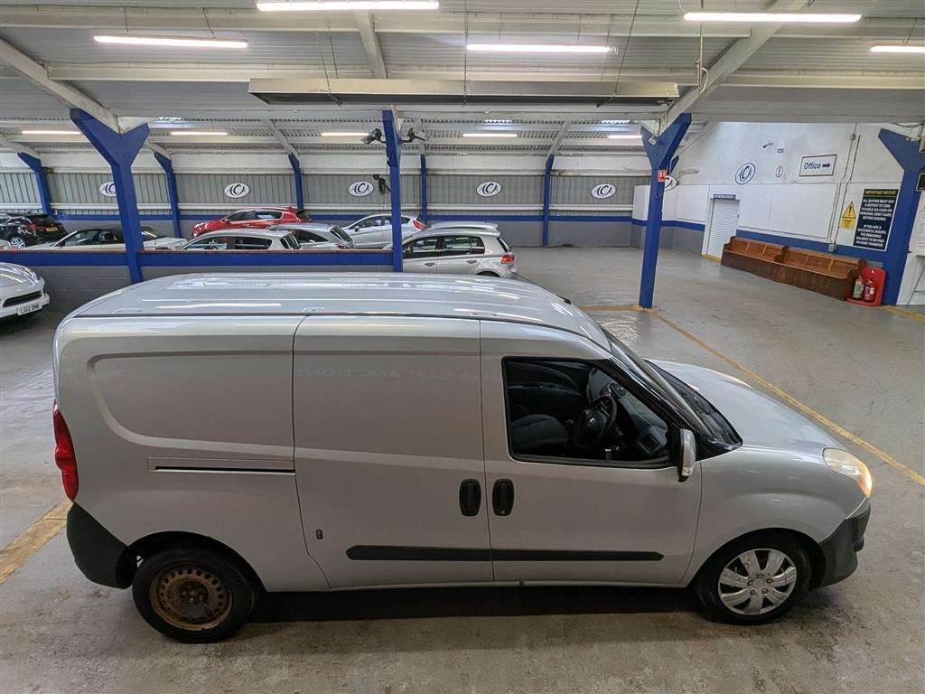 <p>2013 FIAT DOBLO 16V SX MULTIJET</p>