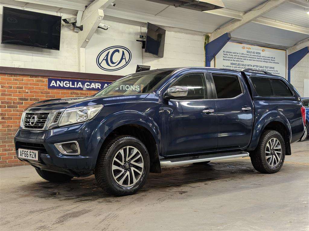 <p>2016 NISSAN NAVARA ACENTA + DCI</p>