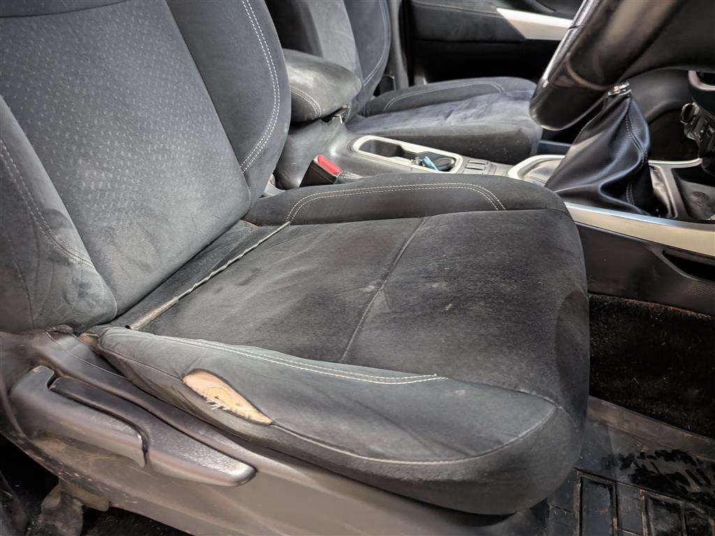 <p>2016 NISSAN NAVARA ACENTA + DCI</p>