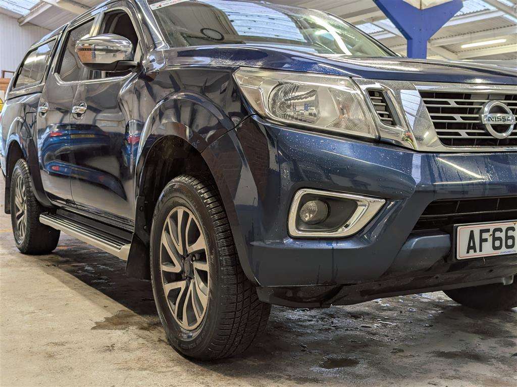 <p>2016 NISSAN NAVARA ACENTA + DCI</p>