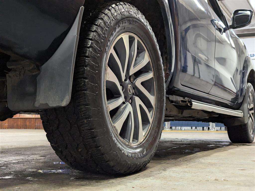<p>2016 NISSAN NAVARA ACENTA + DCI</p>