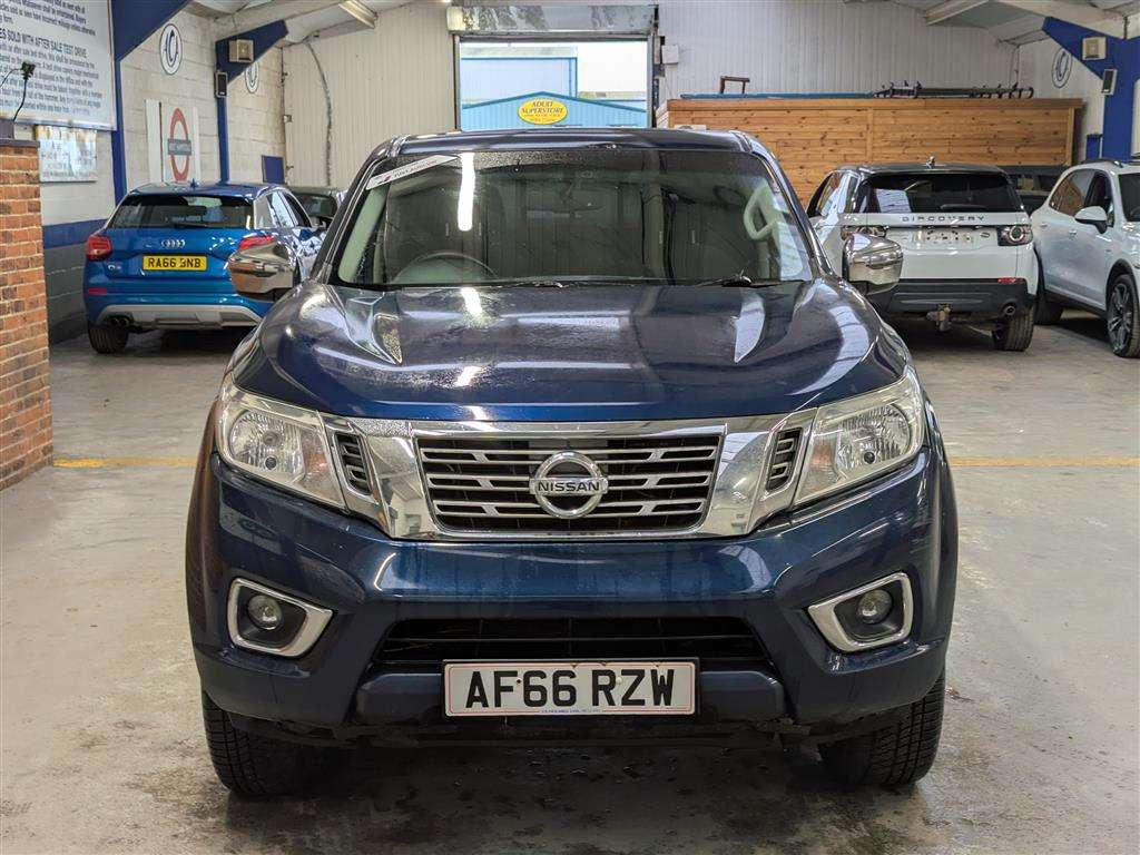 <p>2016 NISSAN NAVARA ACENTA + DCI</p>