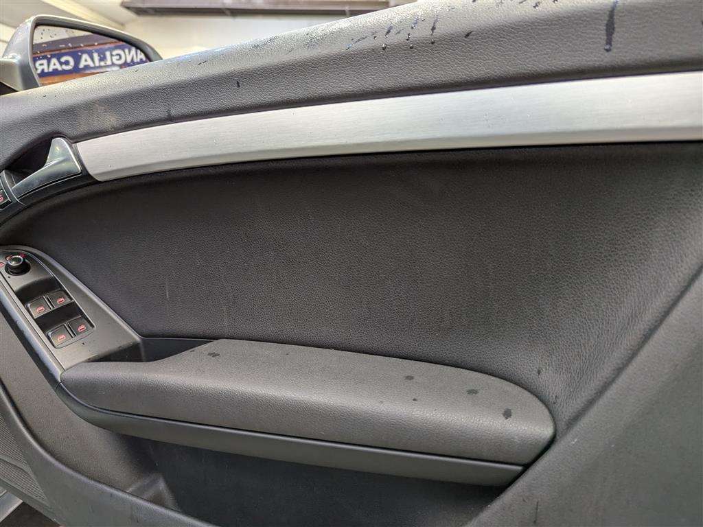 <p>2012 AUDI A5 S LINE TFSI 211</p>