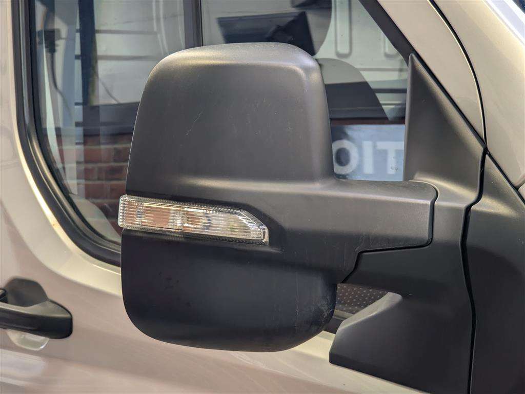 <p>2022 MAXUS DELIVER 9</p>