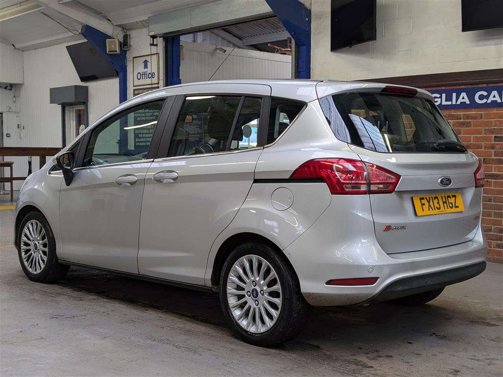 <p>2013 FORD B-MAX TITANIUM TURBO</p>