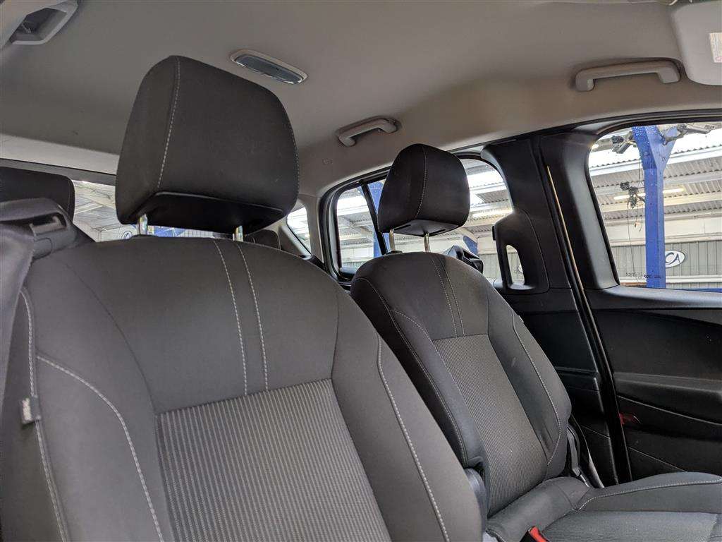 <p>2013 FORD B-MAX TITANIUM TURBO</p>