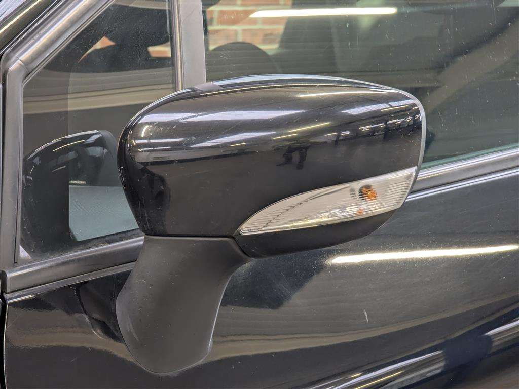 <p>2014 RENAULT CAPTURD-QUE M-NAV ENERGY</p>