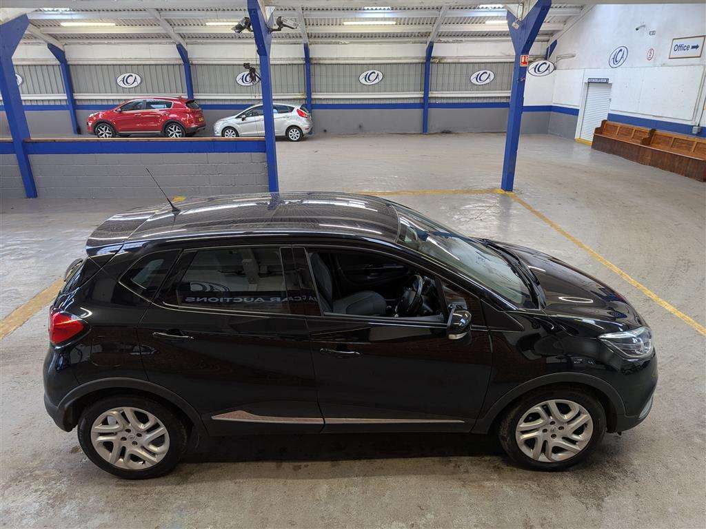 <p>2014 RENAULT CAPTURD-QUE M-NAV ENERGY</p>