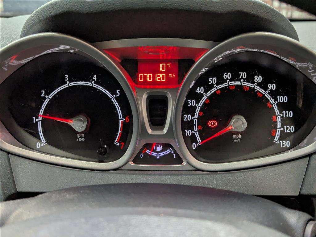 <p>2011 FORD FIESTA ZETEC</p>