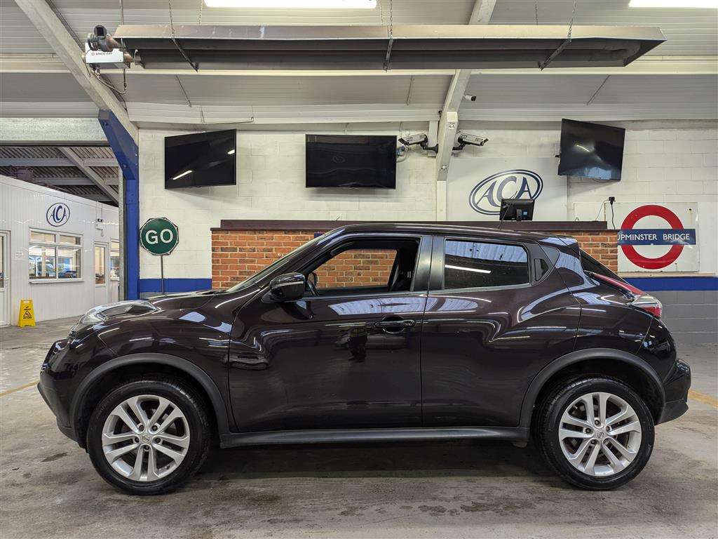 <p>2015 NISSAN JUKE ACENTA DCI</p>