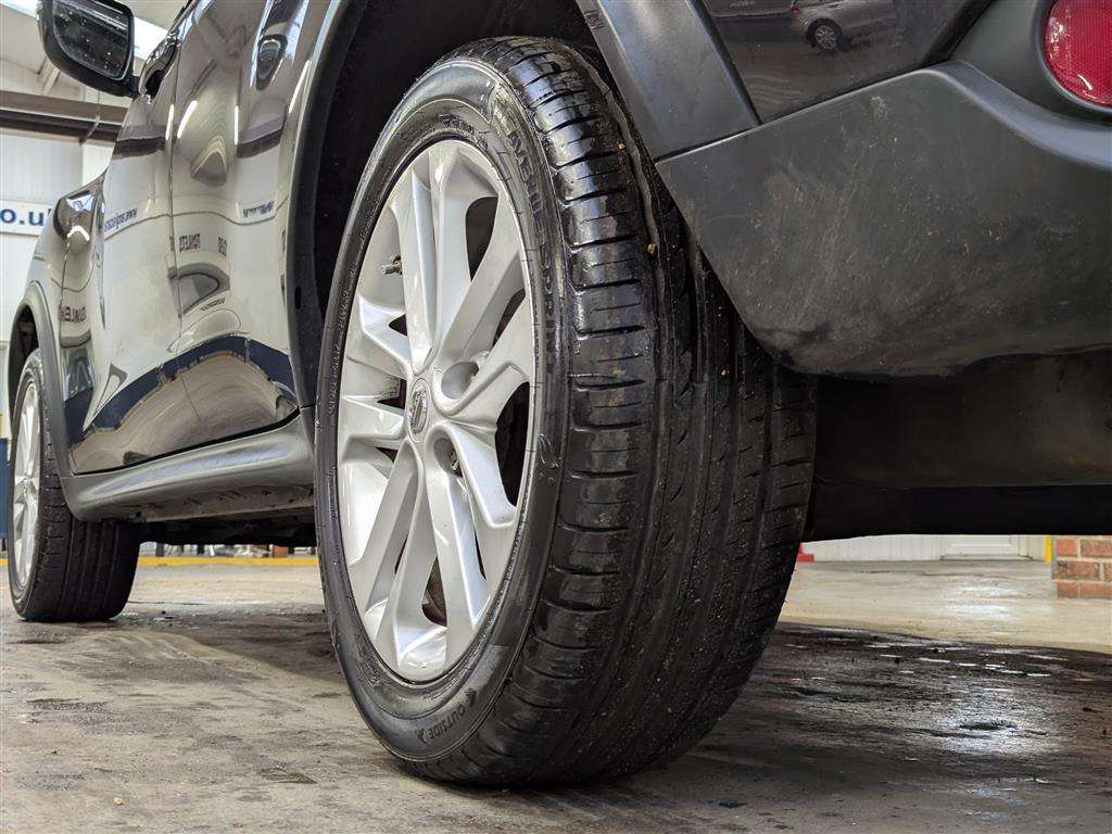 <p>2015 NISSAN JUKE ACENTA DCI</p>